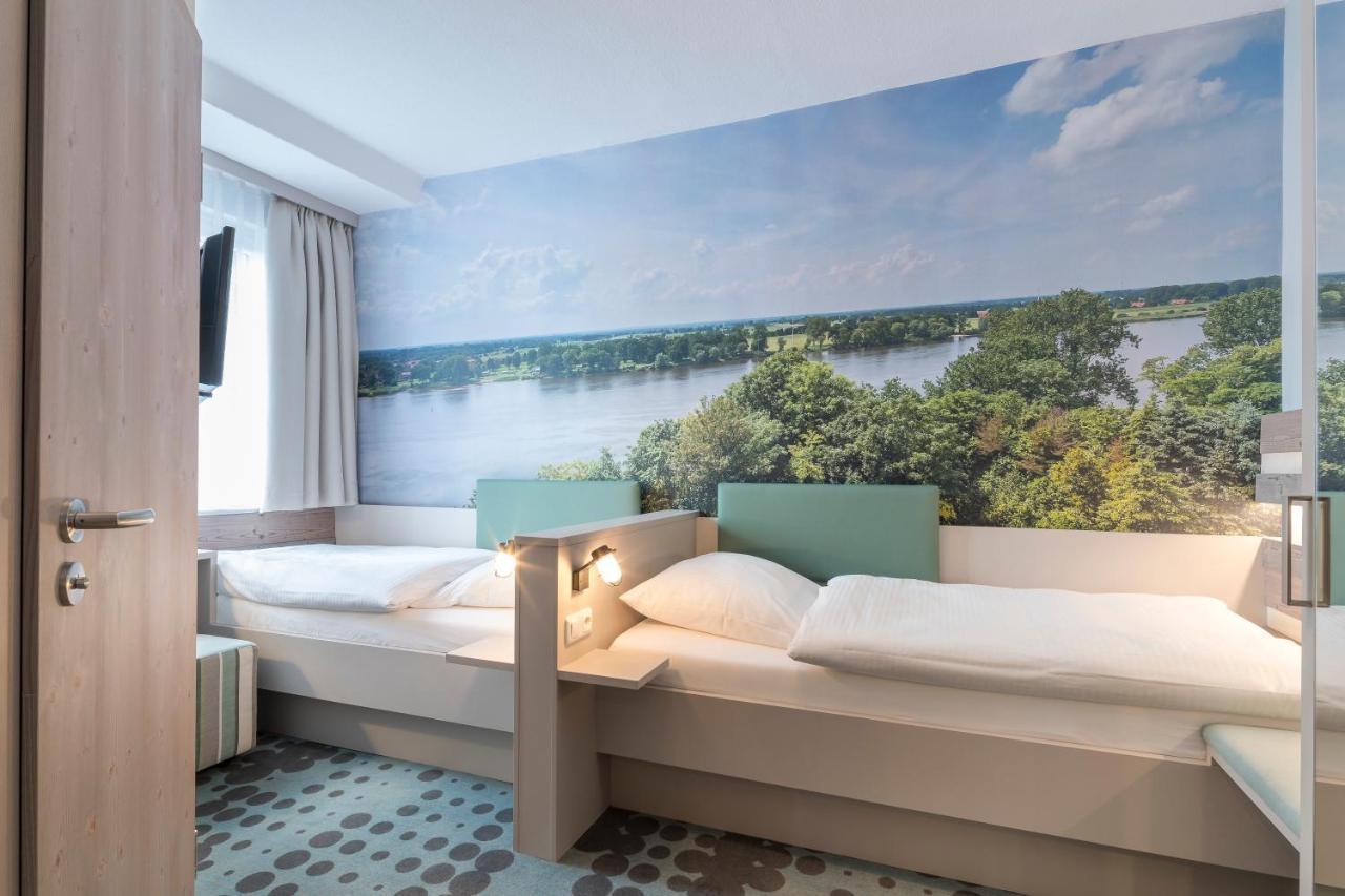 Hotel Bellevue Lauenburg Exterior photo